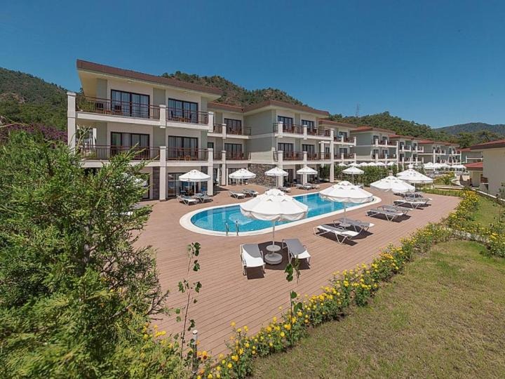 Hotel Fortezza Beach Resort