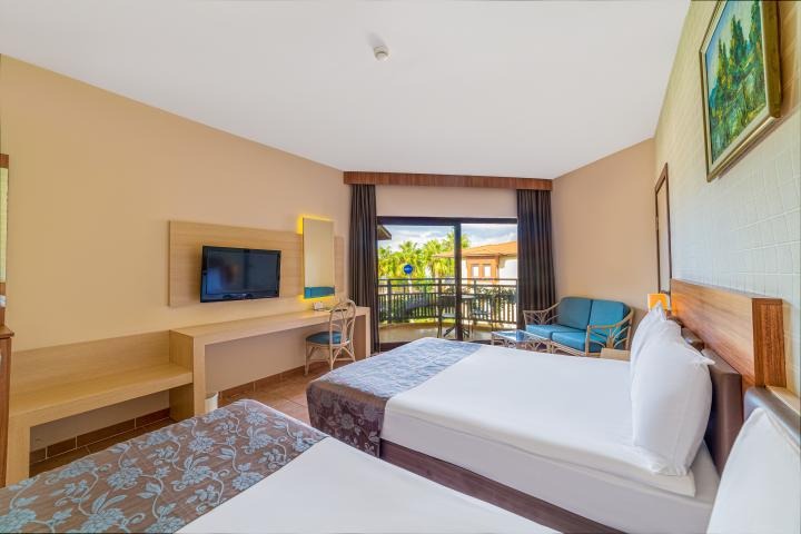 Justiniano Club Park Conti