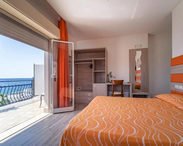 Hotel Chrismare