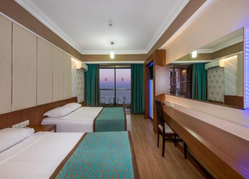 Tac Premier Hotel