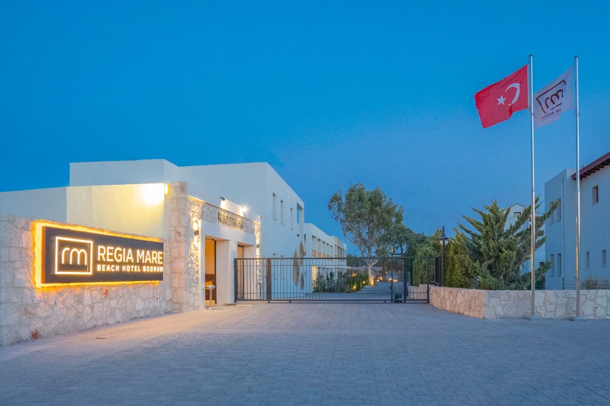 Regia Mare Beach