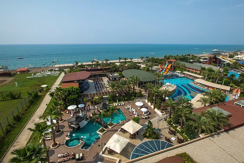 Crystal Family Resort & Spa Hotel