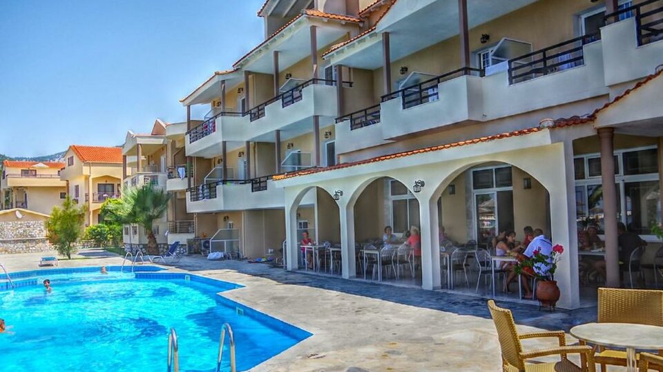 Hotel Rachony Bay
