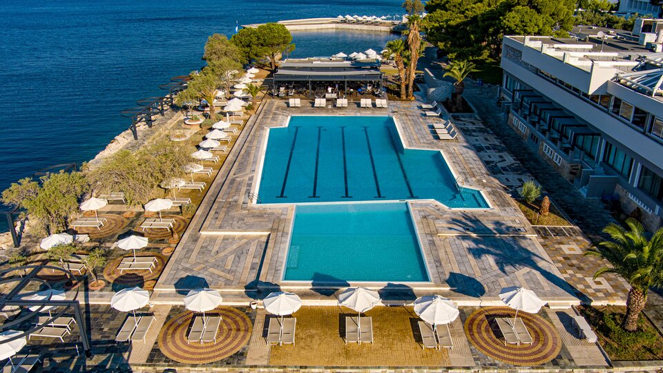 Hotel Wyndham and Ramada Loutraki Poseidon Resort