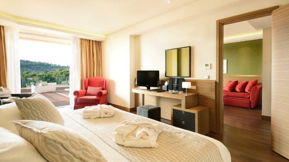 Royal Paradise Beach Resort & Spa