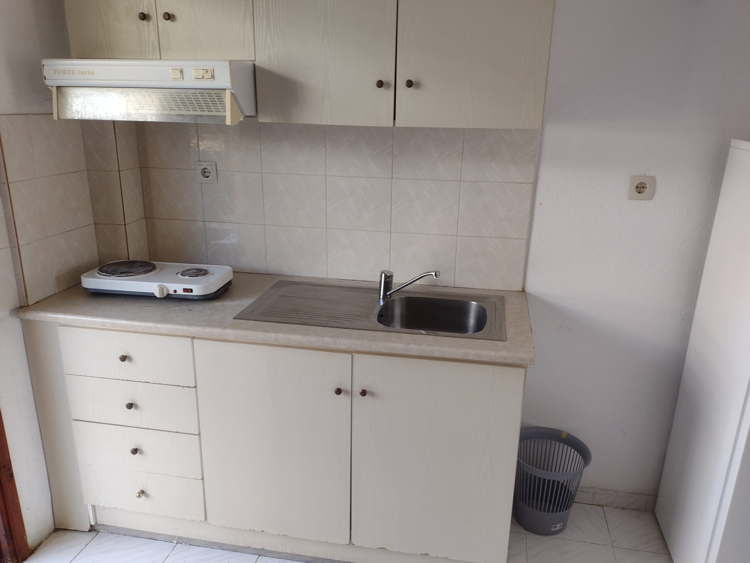 Vila Karatasos 2