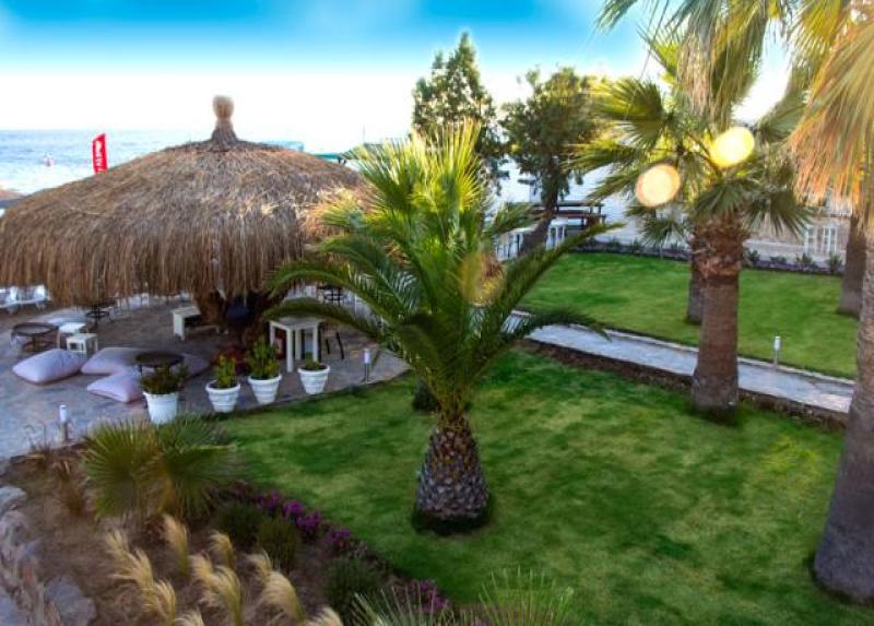 Charm Beach Hotel
