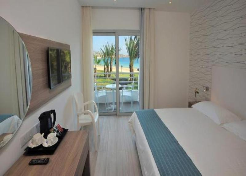 Okeanos Beach Hotel