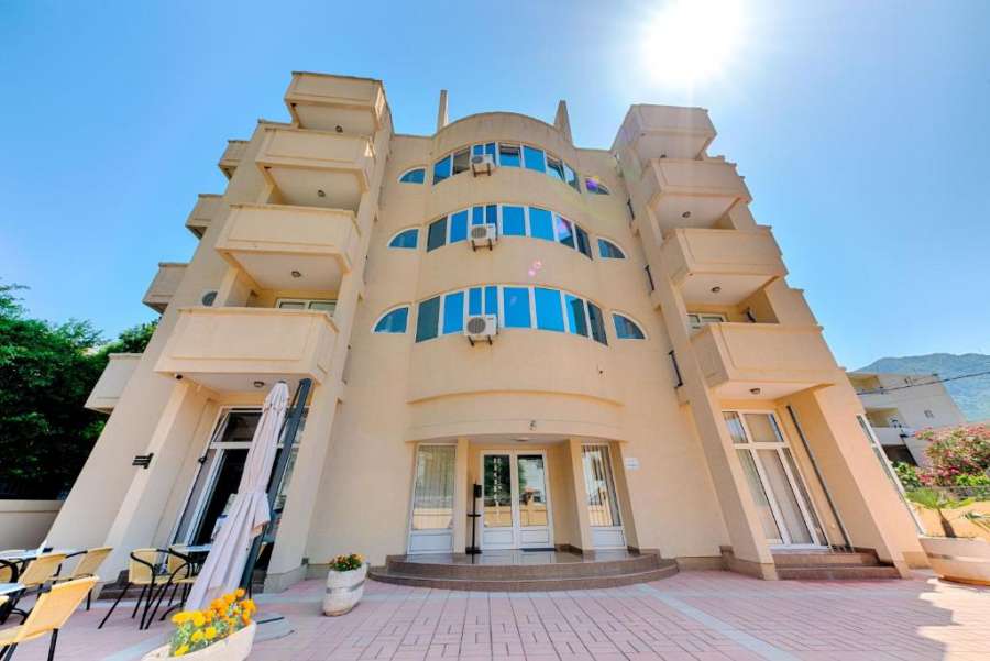 Hotel Dana