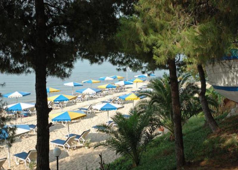 Porfi Beach Hotel