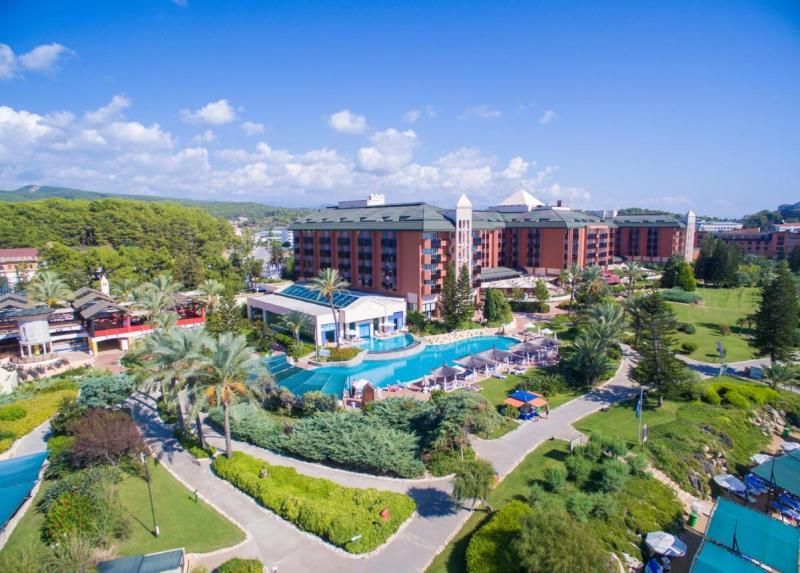 Aqi Pegasos Resort Hotel