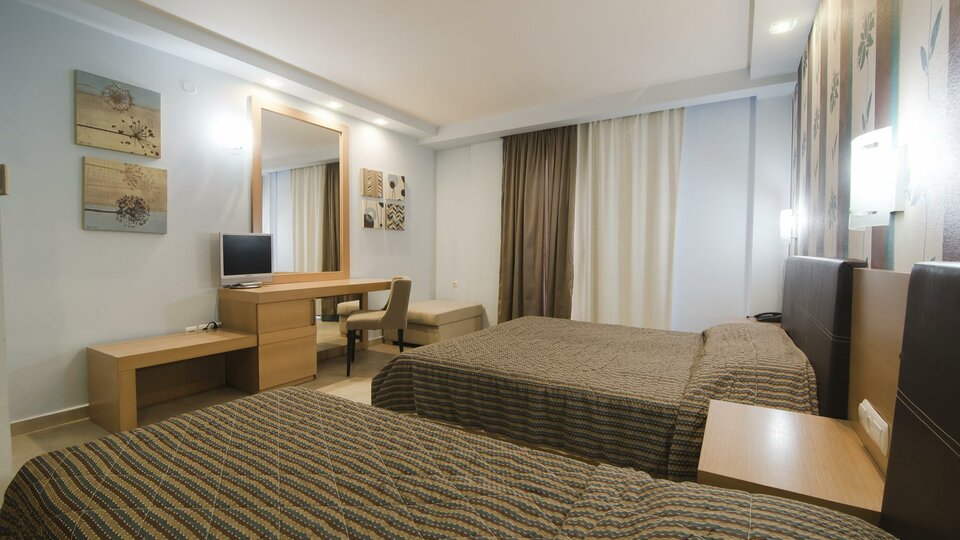 Mistral Hotel