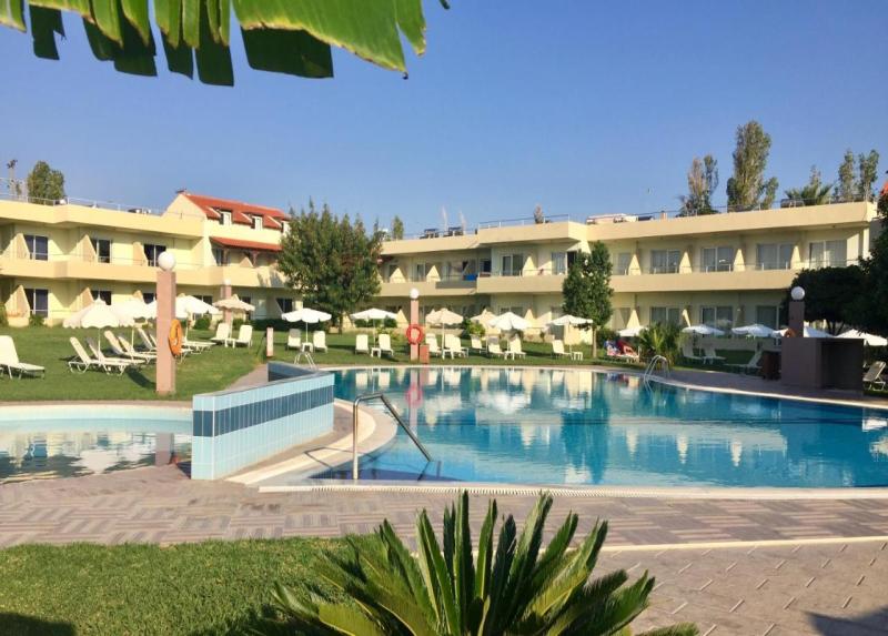 Amira Hotel