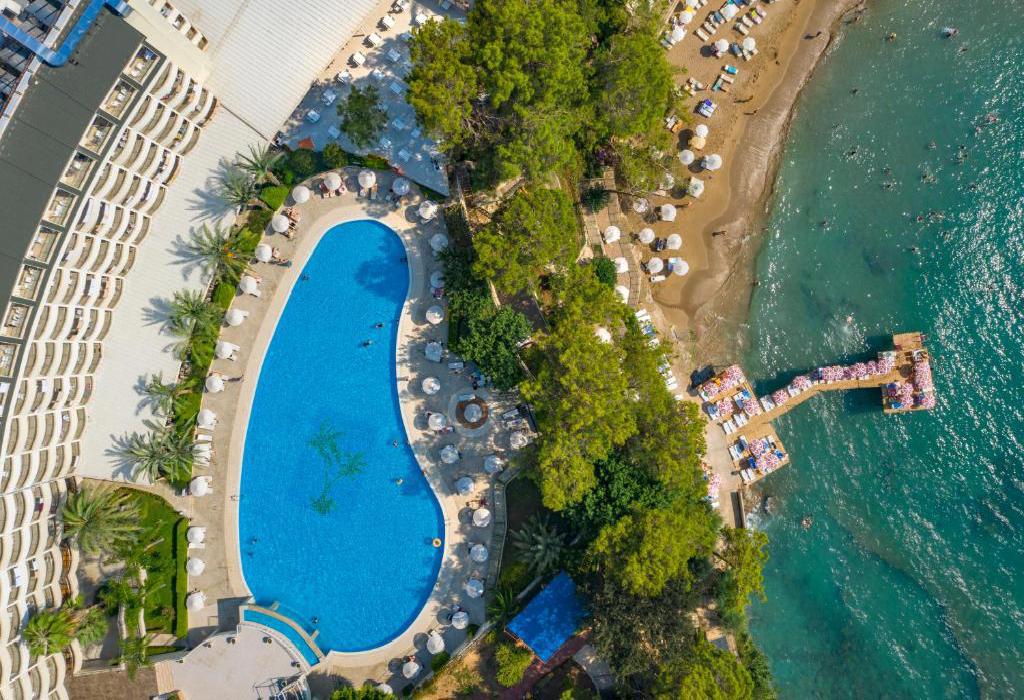 Utopia Beach Club