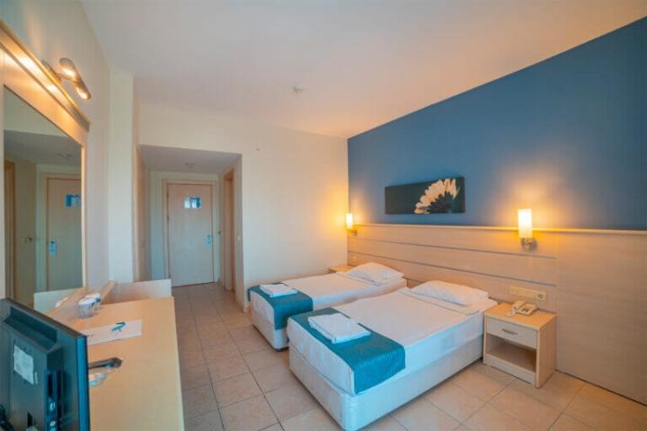 Aska Bayview Hotel