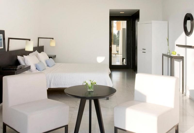 Almyra Hotel