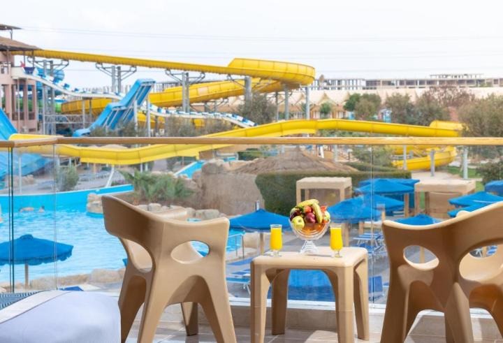 Pick Albatros Jungle Aqua Park