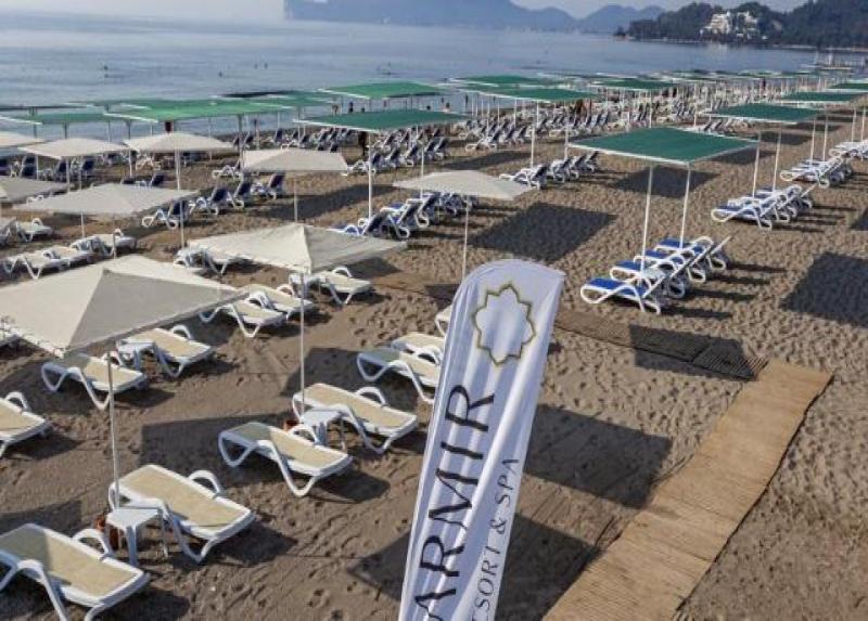 Karmir Resort Hotel