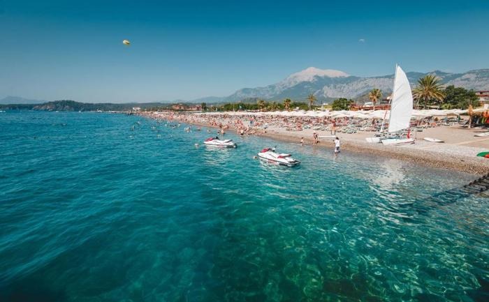 Hotel Loceanica Beach Resort