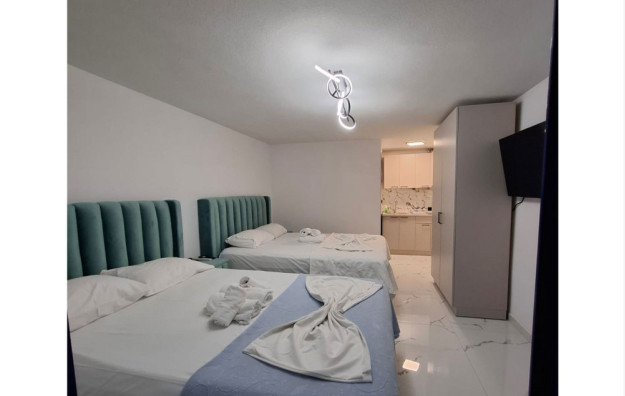 Vila Nikos Suites