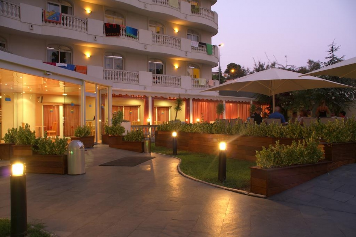 Hotel Alegria Fenals Mar