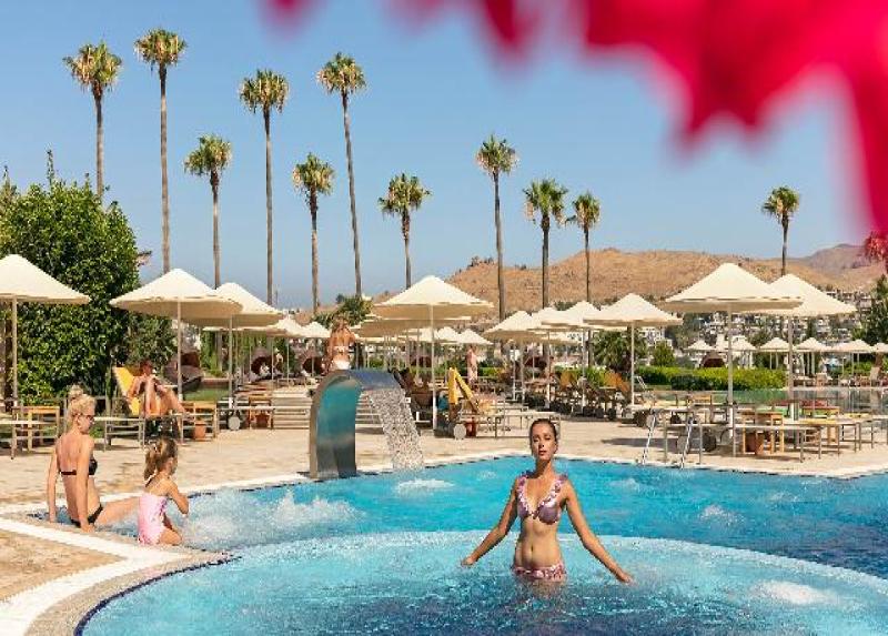 Kefaluka Resort Hotel