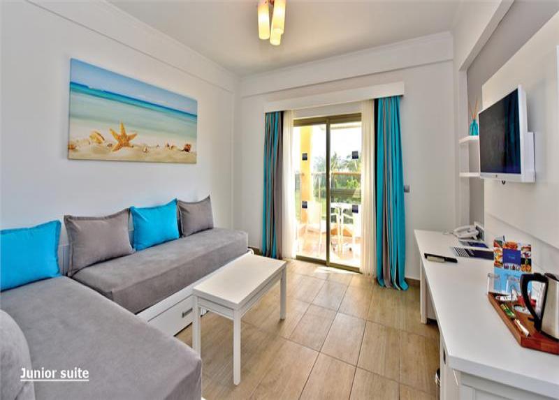 Tui Blue Tropical Hotel