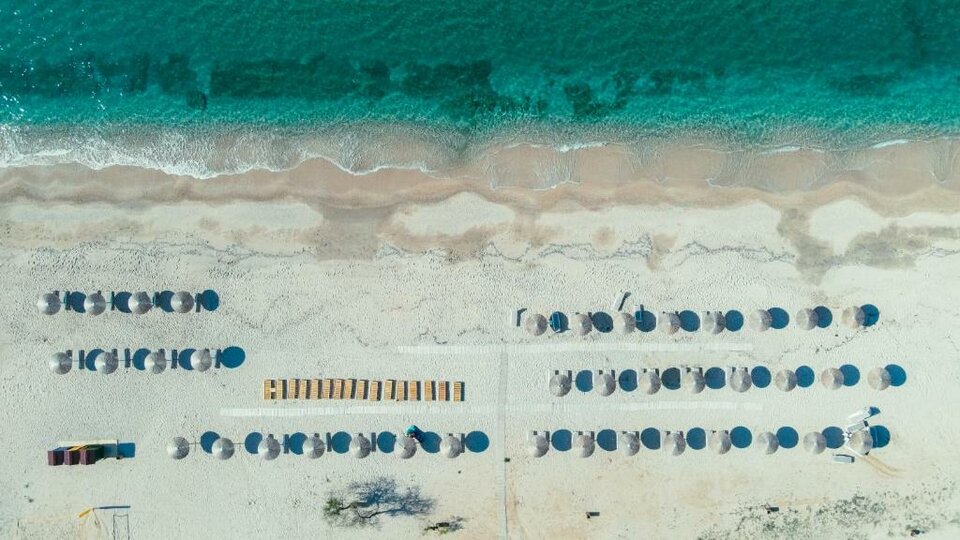 Almyros Beach Resort & SPA