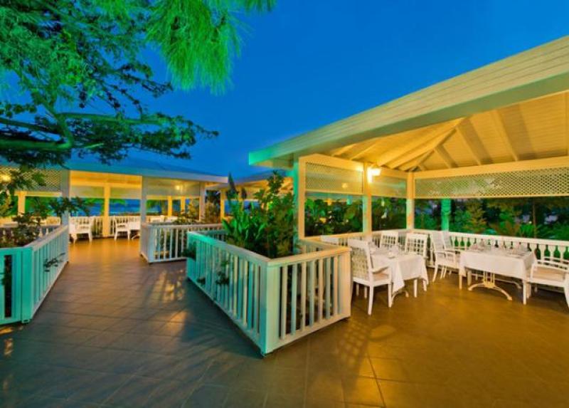 Amara Luxury Resort Hotel