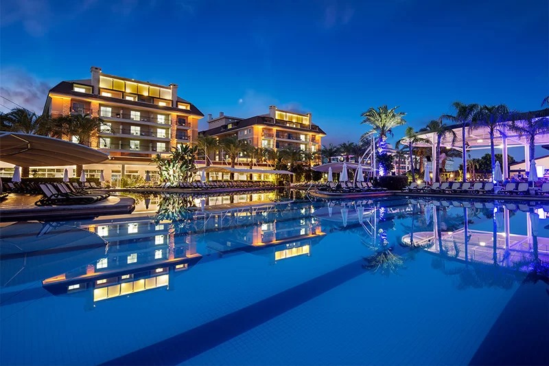 Crystal Family Resort & Spa Hotel