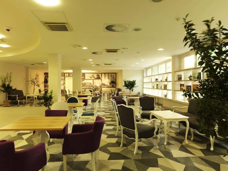 Hotel Mirna
