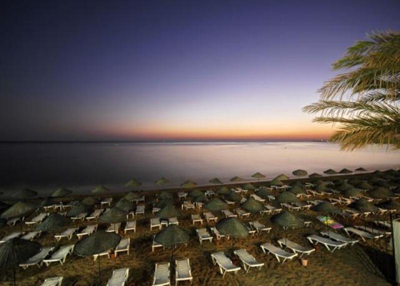 Aska Just In Beach Hotel