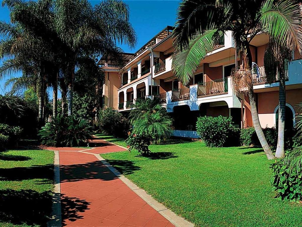 Hotel  Caparena