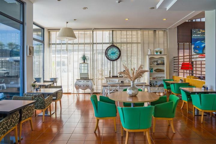 Hotel Cettia Beach Resort