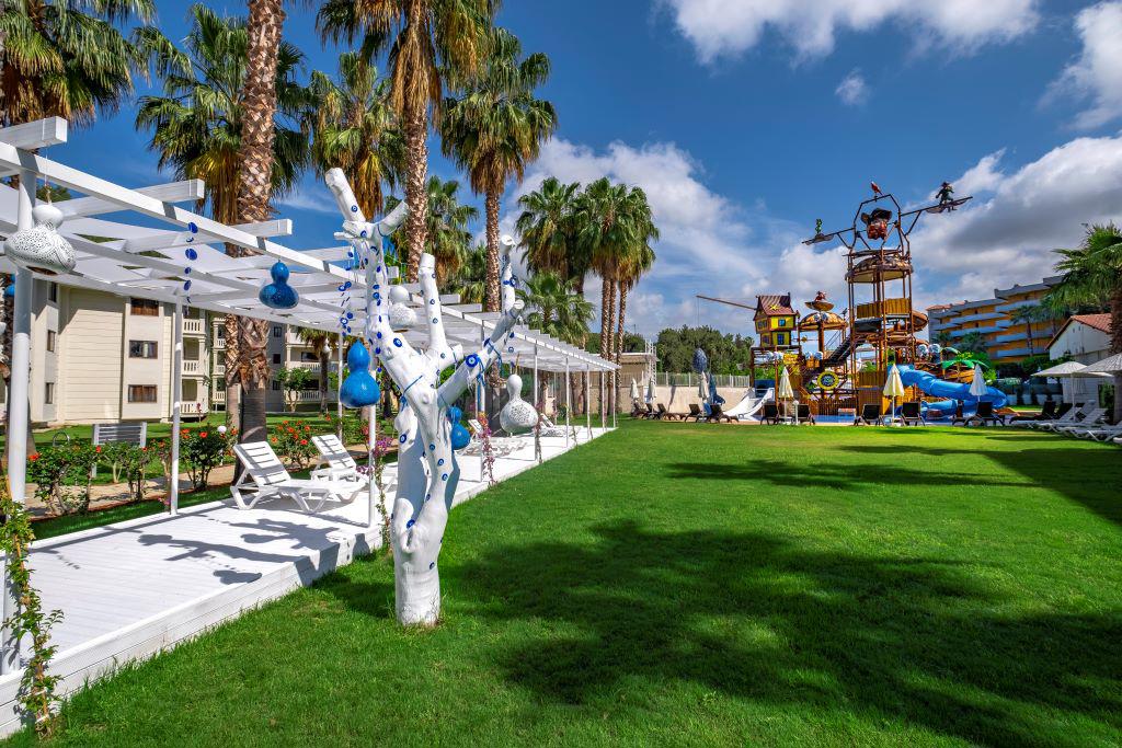 Utopia Resort & Residence
