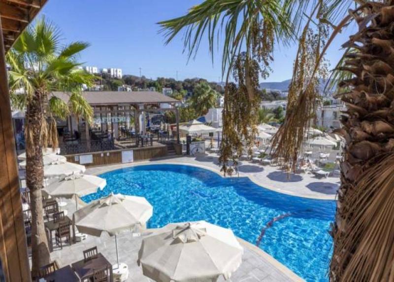 Smart Holiday Hotel