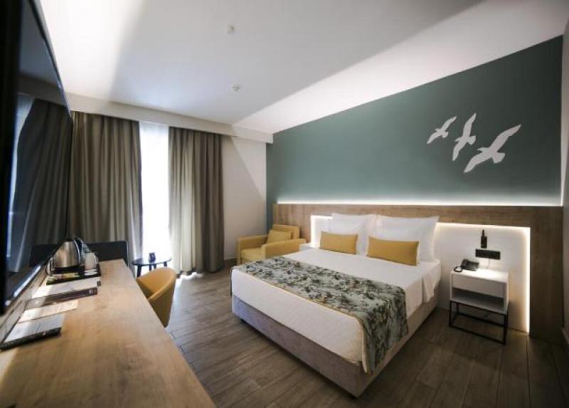 Sailors Beach Resort Hotel