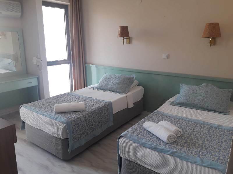 Hotel Minay Plus