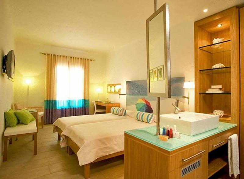 Petasos Beach Hotel