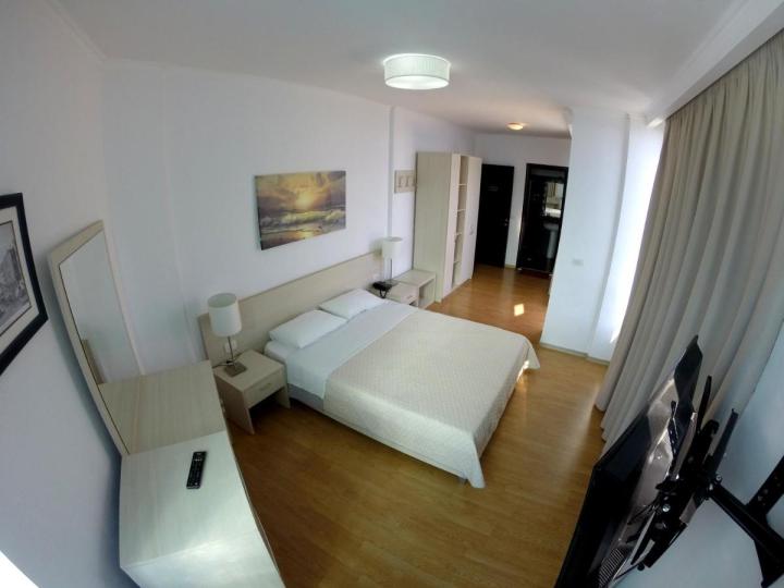 Hotel Titania