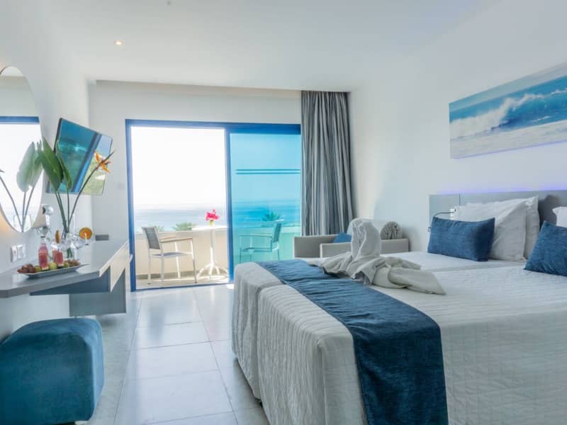 Hotel Anonymous Beach