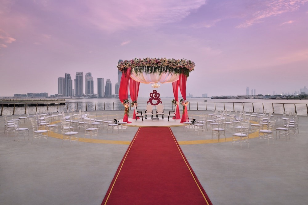 InterContinental Dubai Festival City