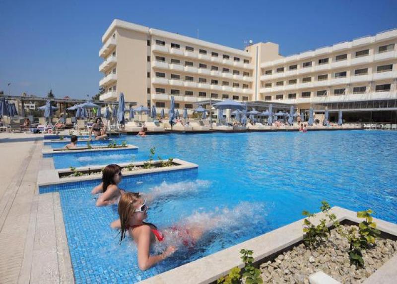 Nestor Hotel