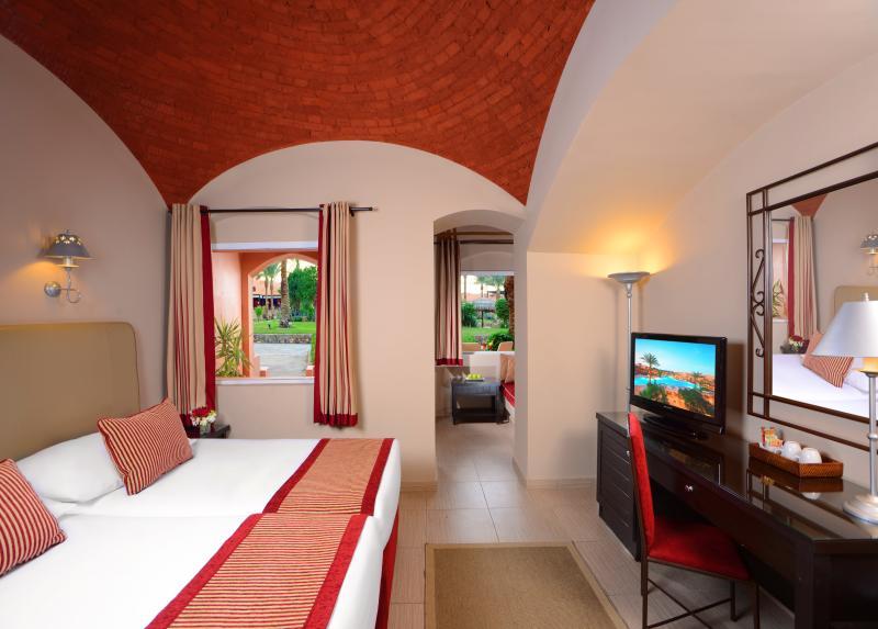 Jaz Makadi Oasis & Club Resort Hotel