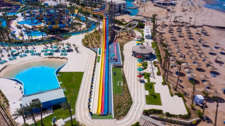 Blend Club Aqua Resort Hotel