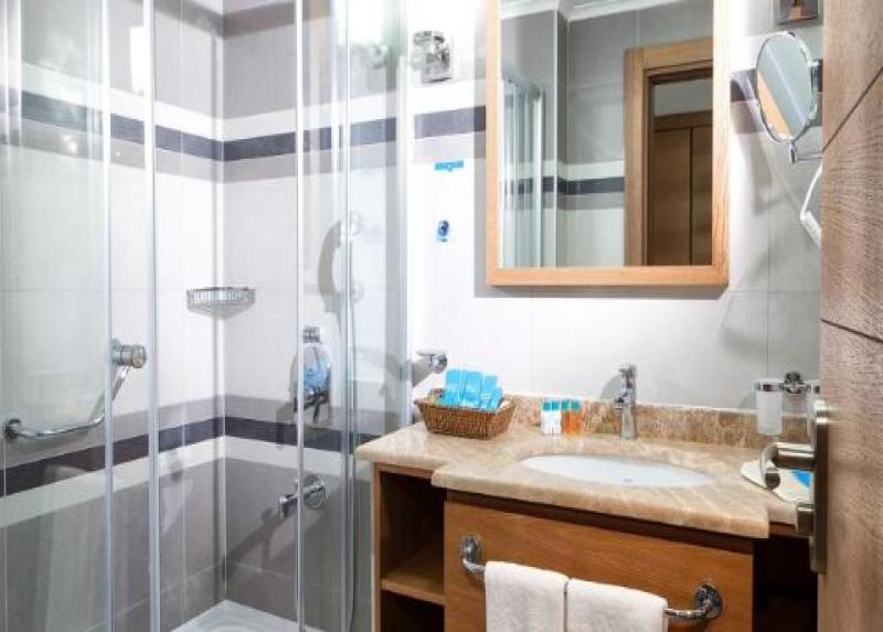 Adalya Ocean Deluxe Hotel
