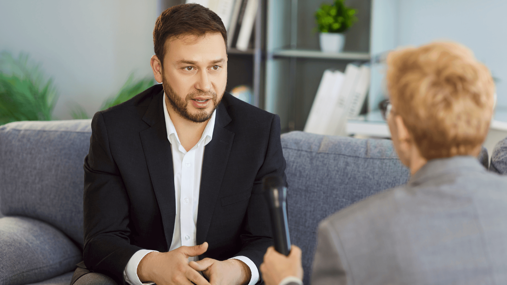 Conversation Holds
