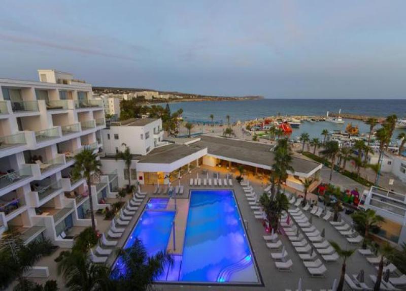 Limanaki Beach Hotel