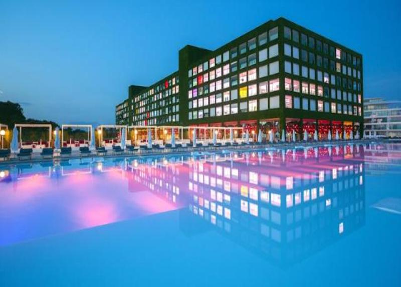 Adam & Eve Hotel