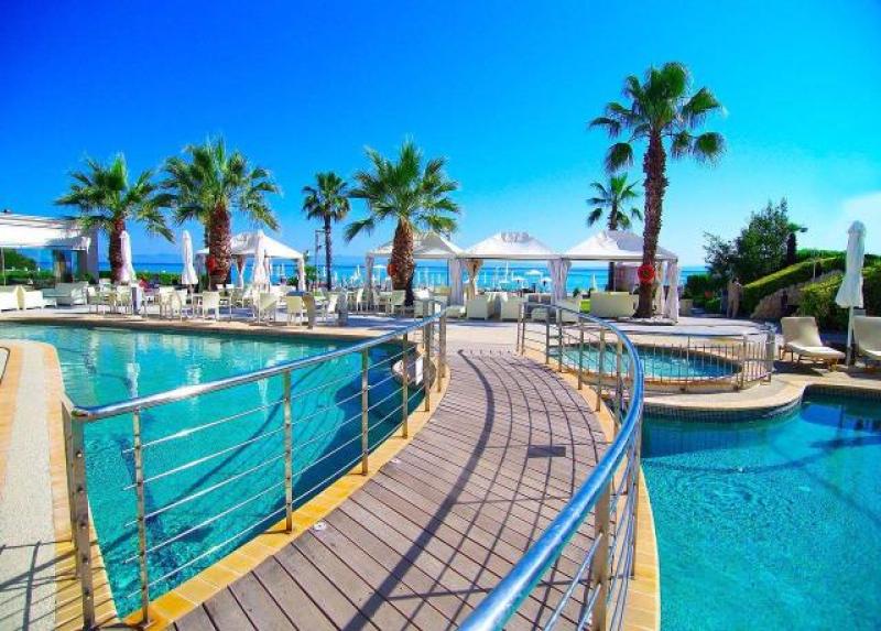 Elinotel Apolamare Hotel